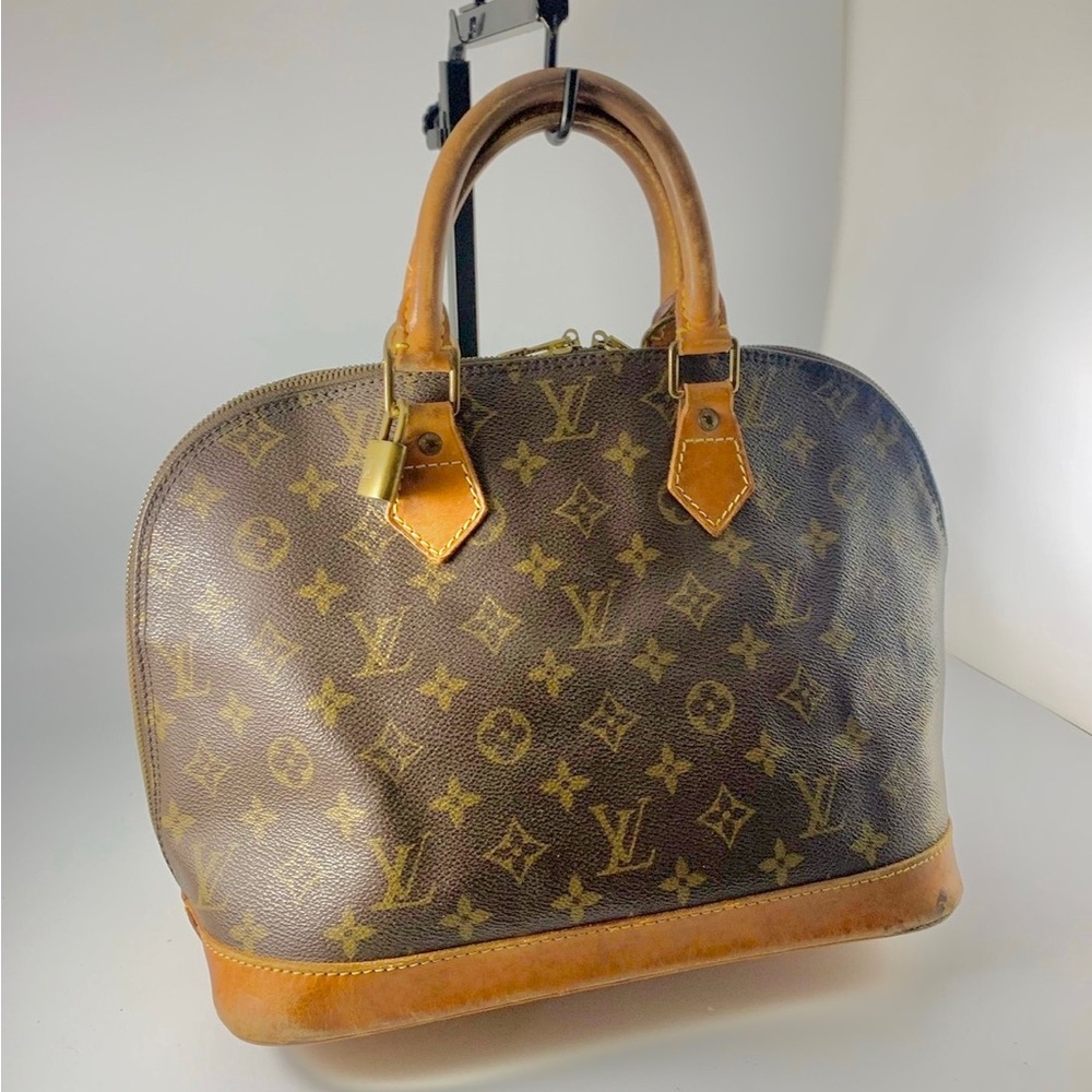 Louis Vuitton Vintage Alma